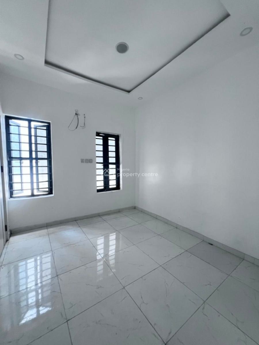 Distressed 4bedroom Semi Detached Duplex with a Bq, Chevron, Lekki, Lagos, Semi-detached Duplex for Sale