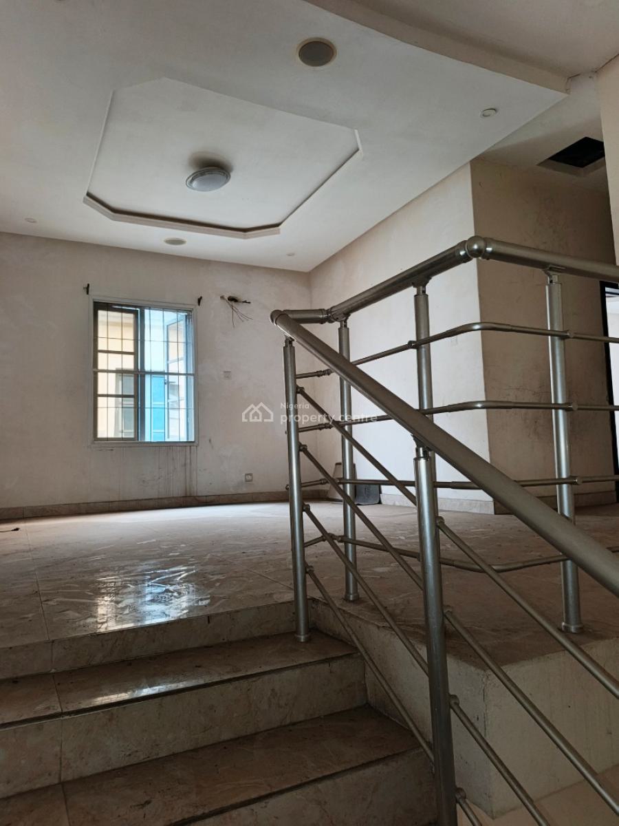 a 4 Bedroom Duplex, Chevron,, Lekki, Lagos, Semi-detached Duplex for Rent