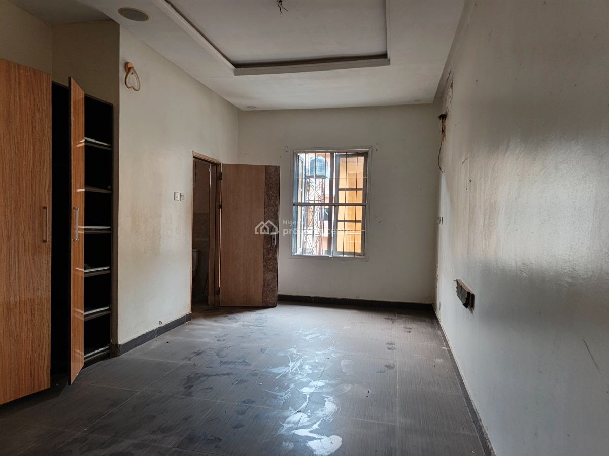 a 4 Bedroom Duplex, Chevron,, Lekki, Lagos, Semi-detached Duplex for Rent