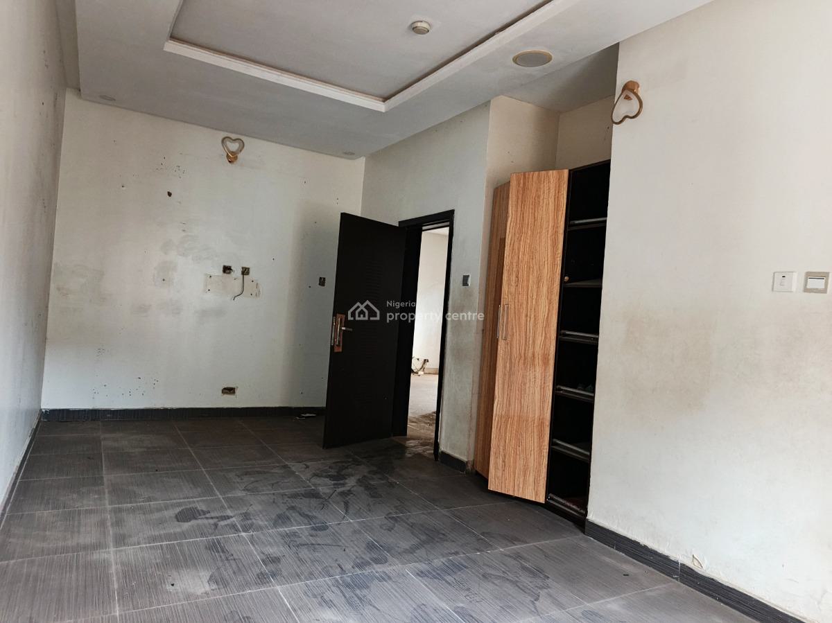 a 4 Bedroom Duplex, Chevron,, Lekki, Lagos, Semi-detached Duplex for Rent