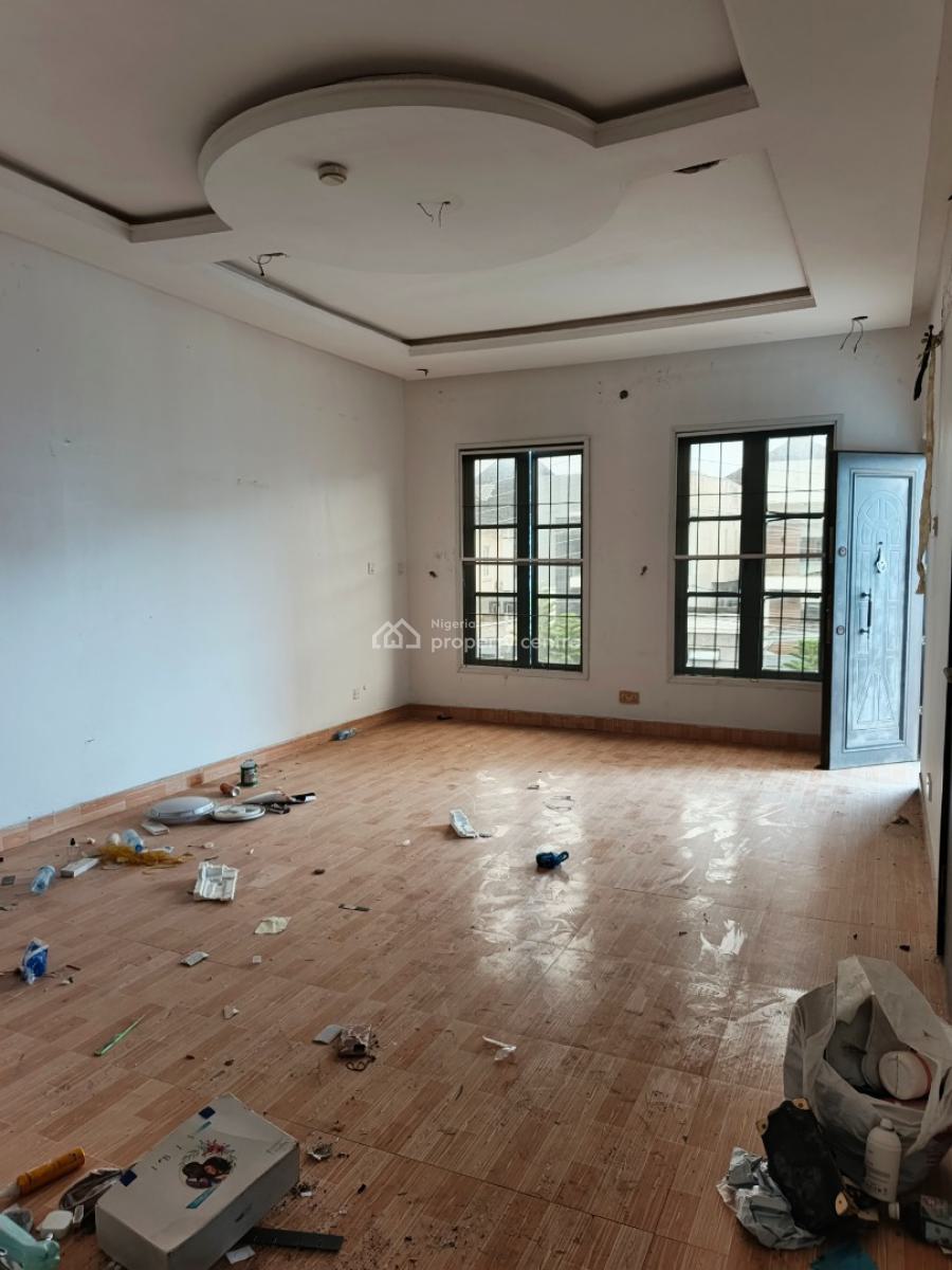 a 4 Bedroom Duplex, Chevron,, Lekki, Lagos, Semi-detached Duplex for Rent