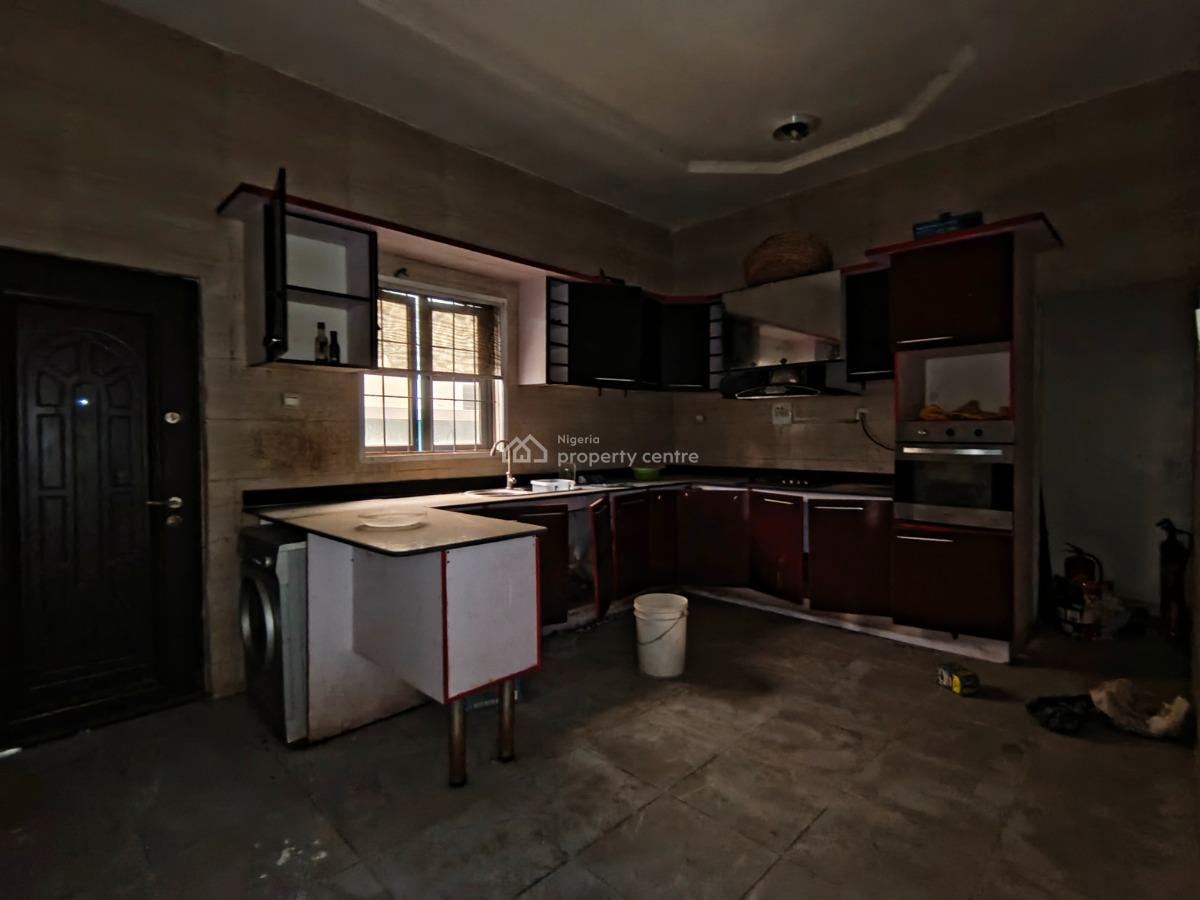 a 4 Bedroom Duplex, Chevron,, Lekki, Lagos, Semi-detached Duplex for Rent