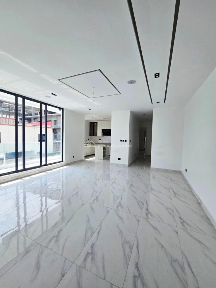 2bedroom Apartment with Gym, Pool and Elevator, Lekki Phase 1, Lekki, Lagos, Flat / Apartment for Sale
