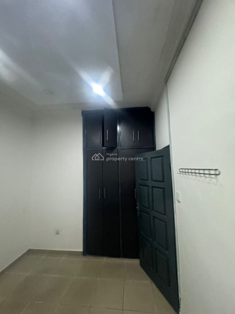 a Nice Fully Serviced 2 Bedroom Apartment(downstair), Off Admiralty Way, Lekki Phase 1, Lekki, Lagos, Flat / Apartment for Rent