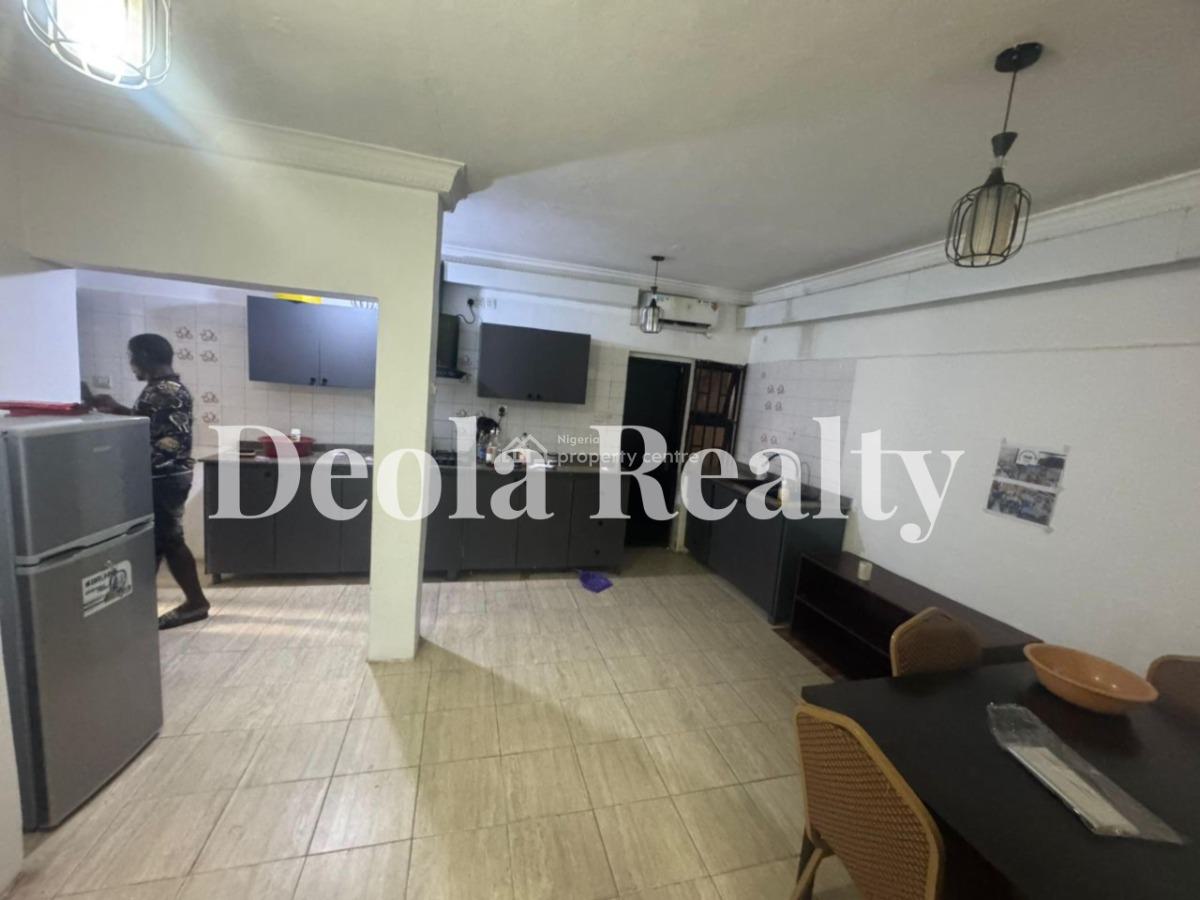 a Nice Fully Serviced 2 Bedroom Apartment(downstair), Off Admiralty Way, Lekki Phase 1, Lekki, Lagos, Flat / Apartment for Rent
