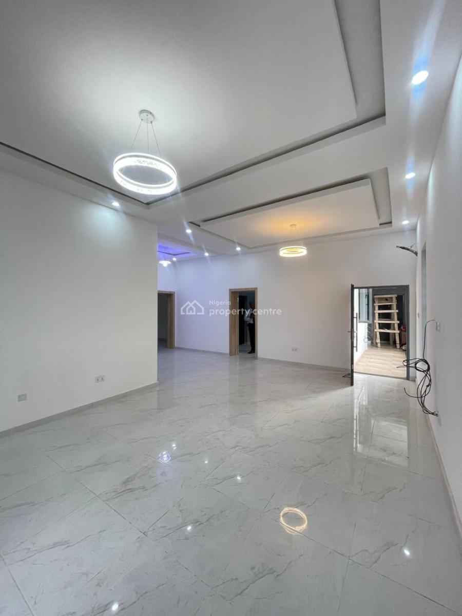 Beautifully Built 3 Bedroom Apartment.  Just 1 Unit Left   Location:, Yaba, Yaba, Lagos, Flat / Apartment for Sale