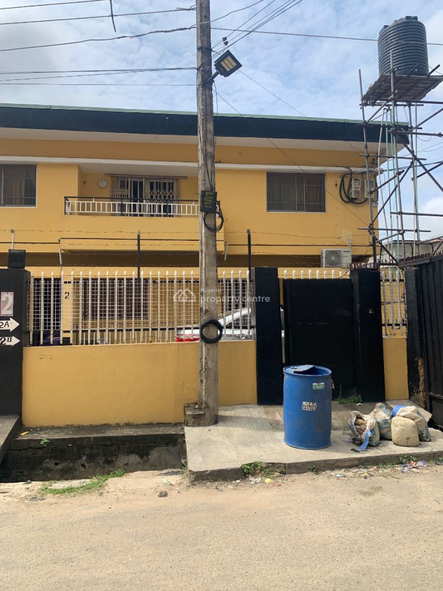 Spacious and Well Maintained 5 Bedrooms Duplex with 2 Bq, Ikeja, Lagos, Detached Duplex for Rent