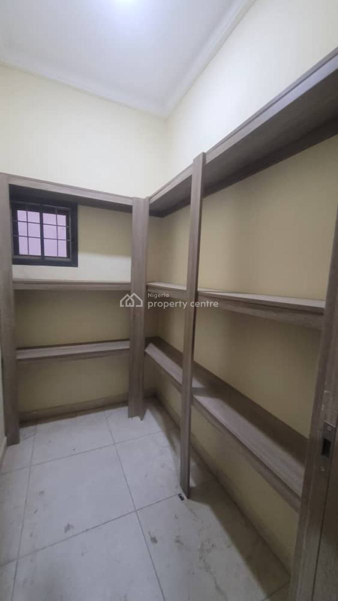 *massive  Luxurious 5bedroom Terrace Duplex with Bq, By American International School, Durumi, Abuja, Terraced Duplex for Rent