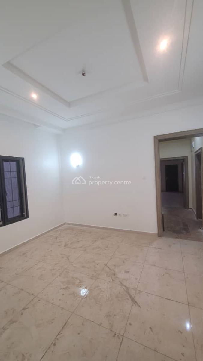 *massive  Luxurious 5bedroom Terrace Duplex with Bq, By American International School, Durumi, Abuja, Terraced Duplex for Rent