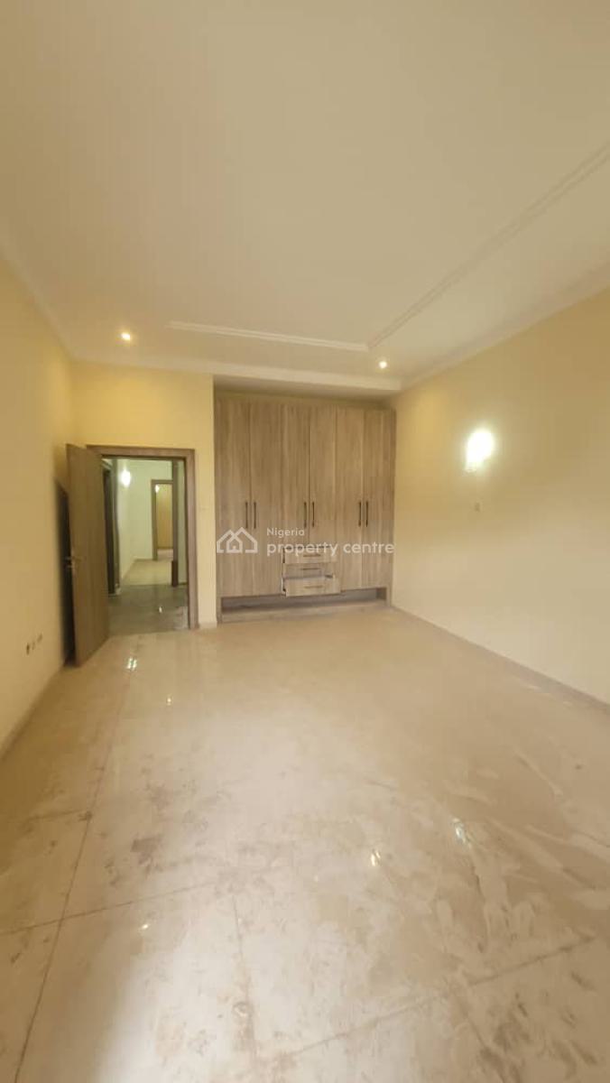 *massive  Luxurious 5bedroom Terrace Duplex with Bq, By American International School, Durumi, Abuja, Terraced Duplex for Rent