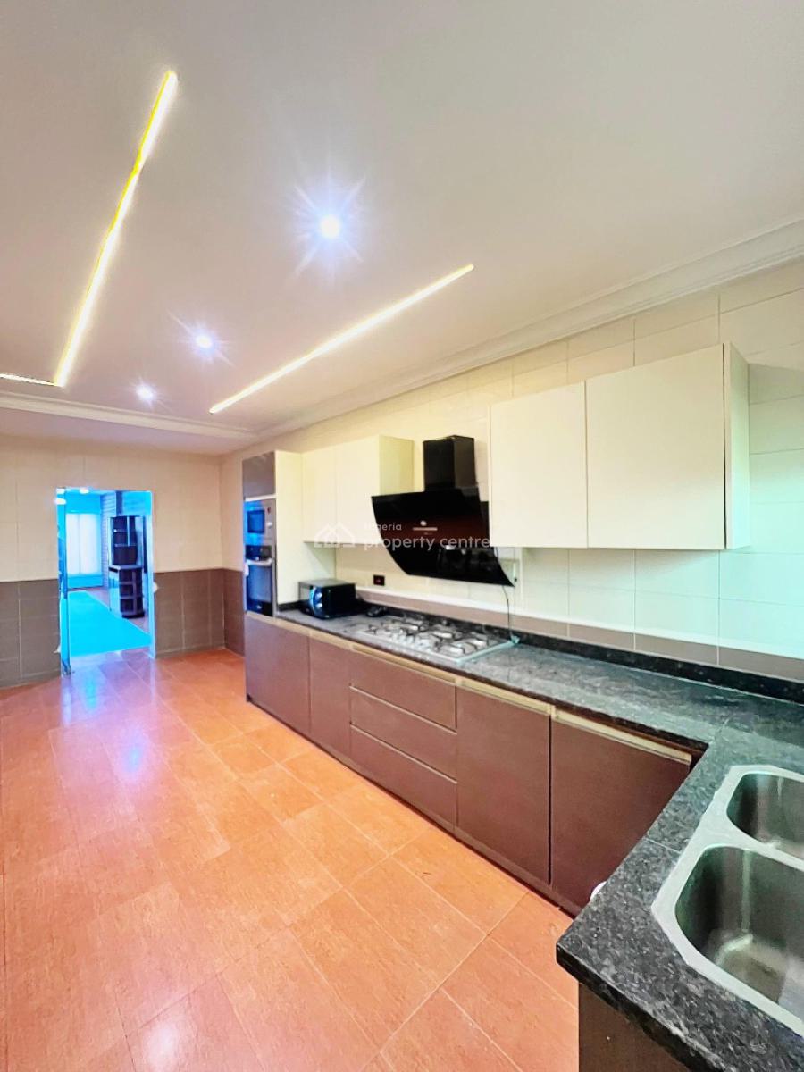 Partly Furnished 3 Bedroom Apartment with with Bq, Swimming Pool & Gym, Oniru, Victoria Island (vi), Lagos, Flat / Apartment for Sale