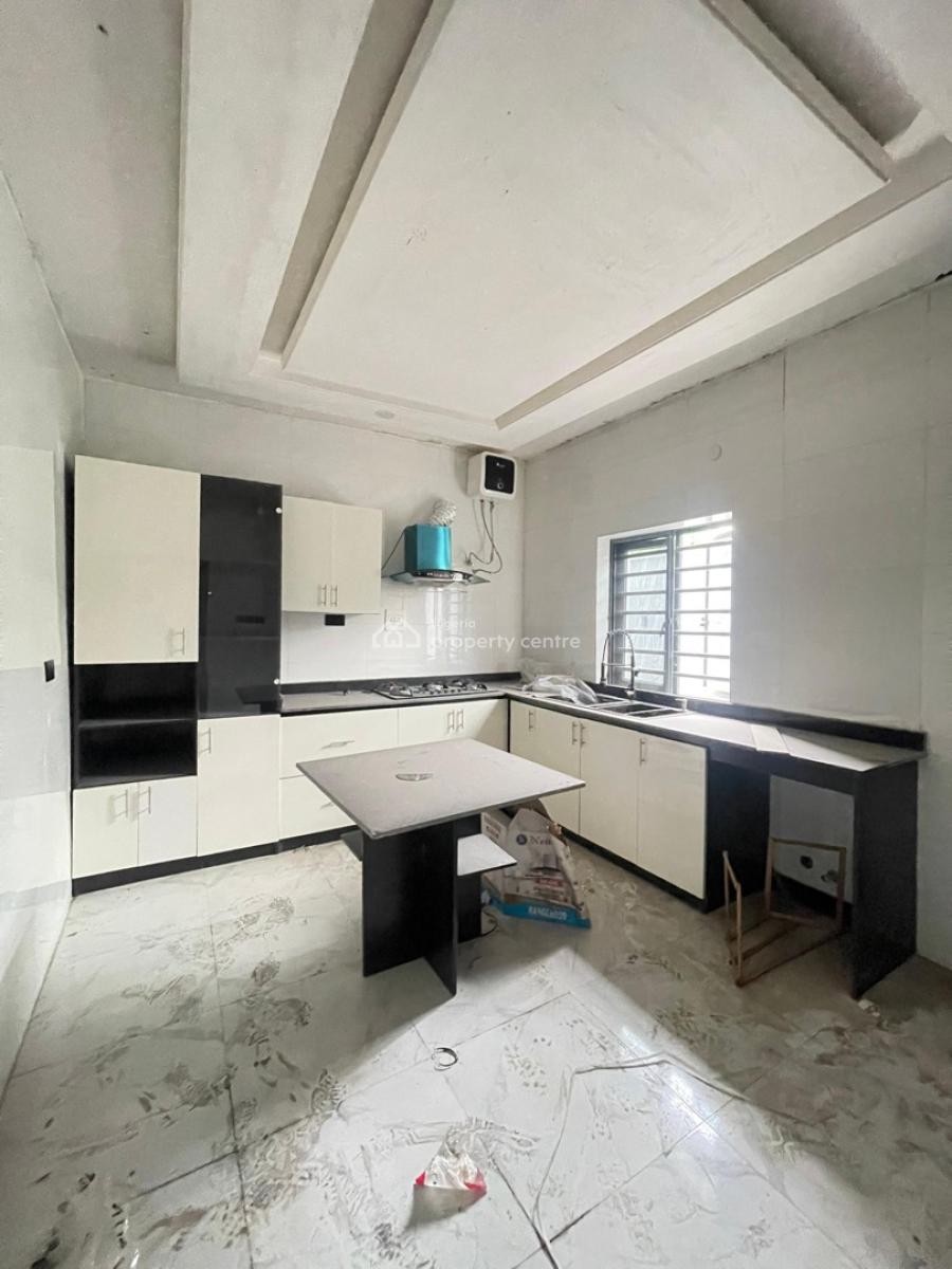 Luxury 3 Bedroom Duplex with Bq, Yaba Gra, Yaba, Lagos, Terraced Duplex for Sale