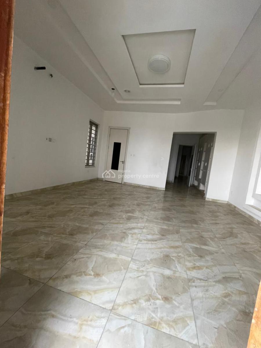 Luxury Room (upstairs Self-contained in Shared Airbnb-style Apartment), Oral Estate, Ikota, Lekki, Lagos, Self Contain (single Rooms) for Rent