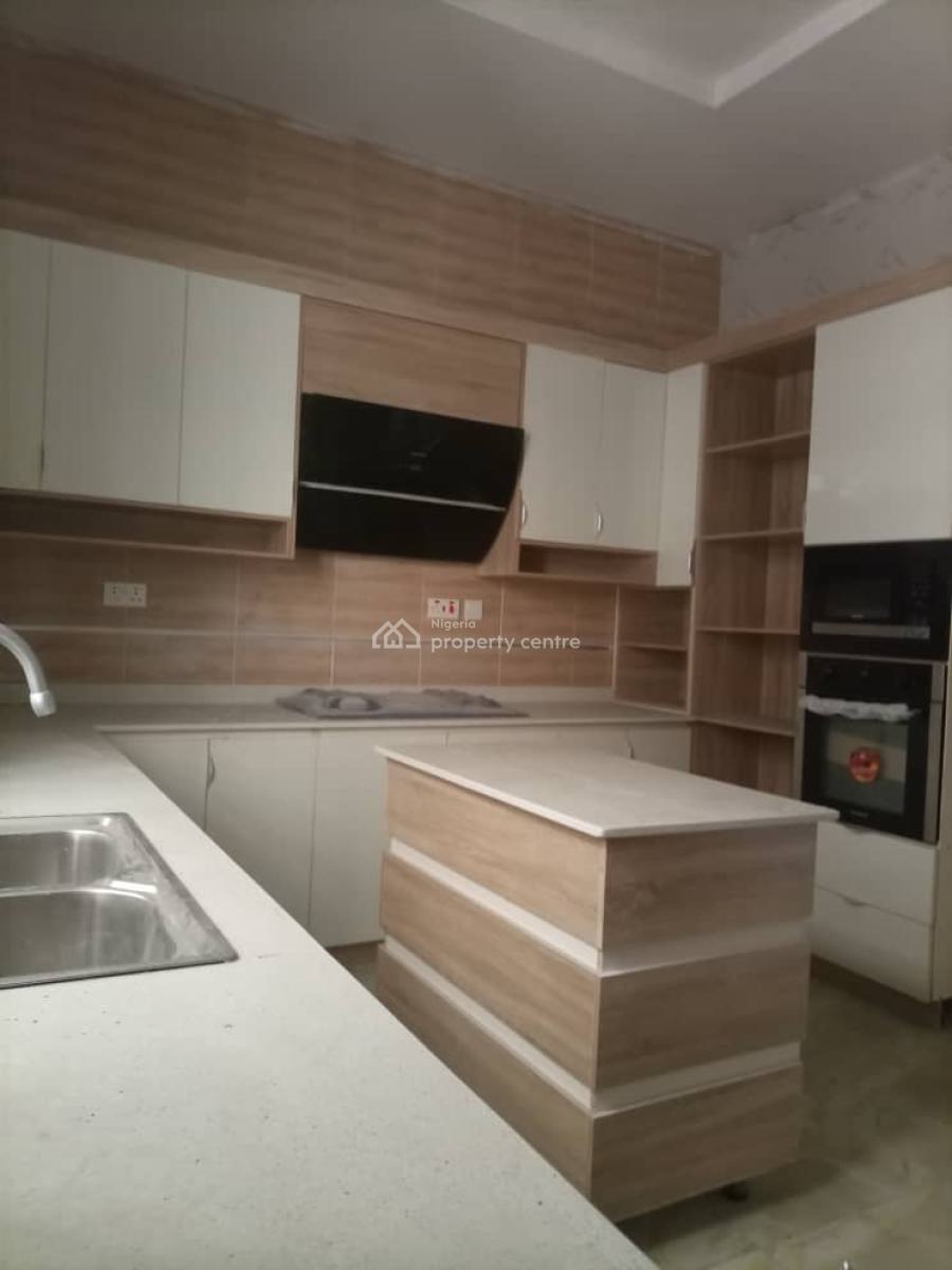 Luxury Room (upstairs Self-contained in Shared Airbnb-style Apartment), Oral Estate, Ikota, Lekki, Lagos, Self Contain (single Rooms) for Rent