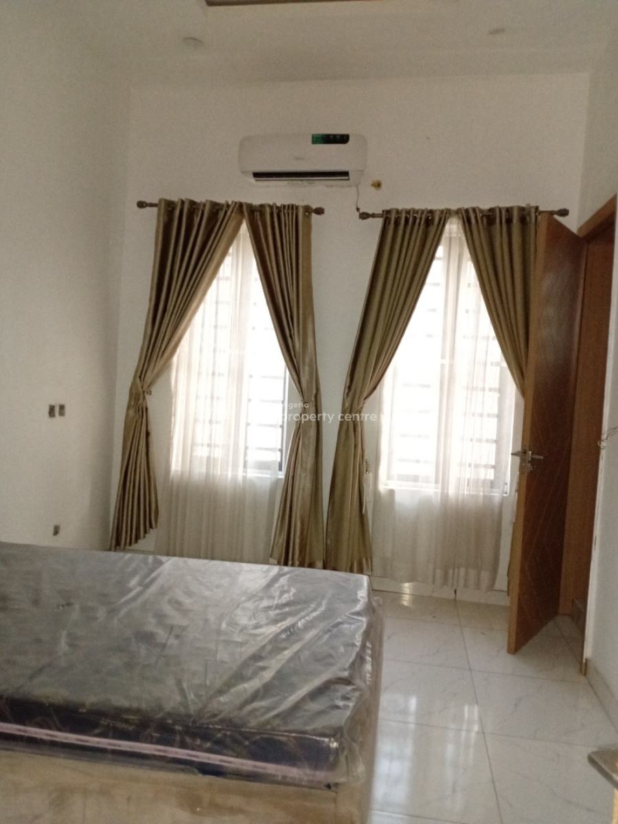 Classic Exquisite Roomy 4bedroom Duplex, Orchid Road, Lekki, Lagos, Detached Duplex for Rent
