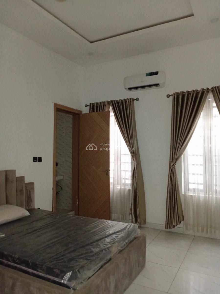 Classic Exquisite Roomy 4bedroom Duplex, Orchid Road, Lekki, Lagos, Detached Duplex for Rent