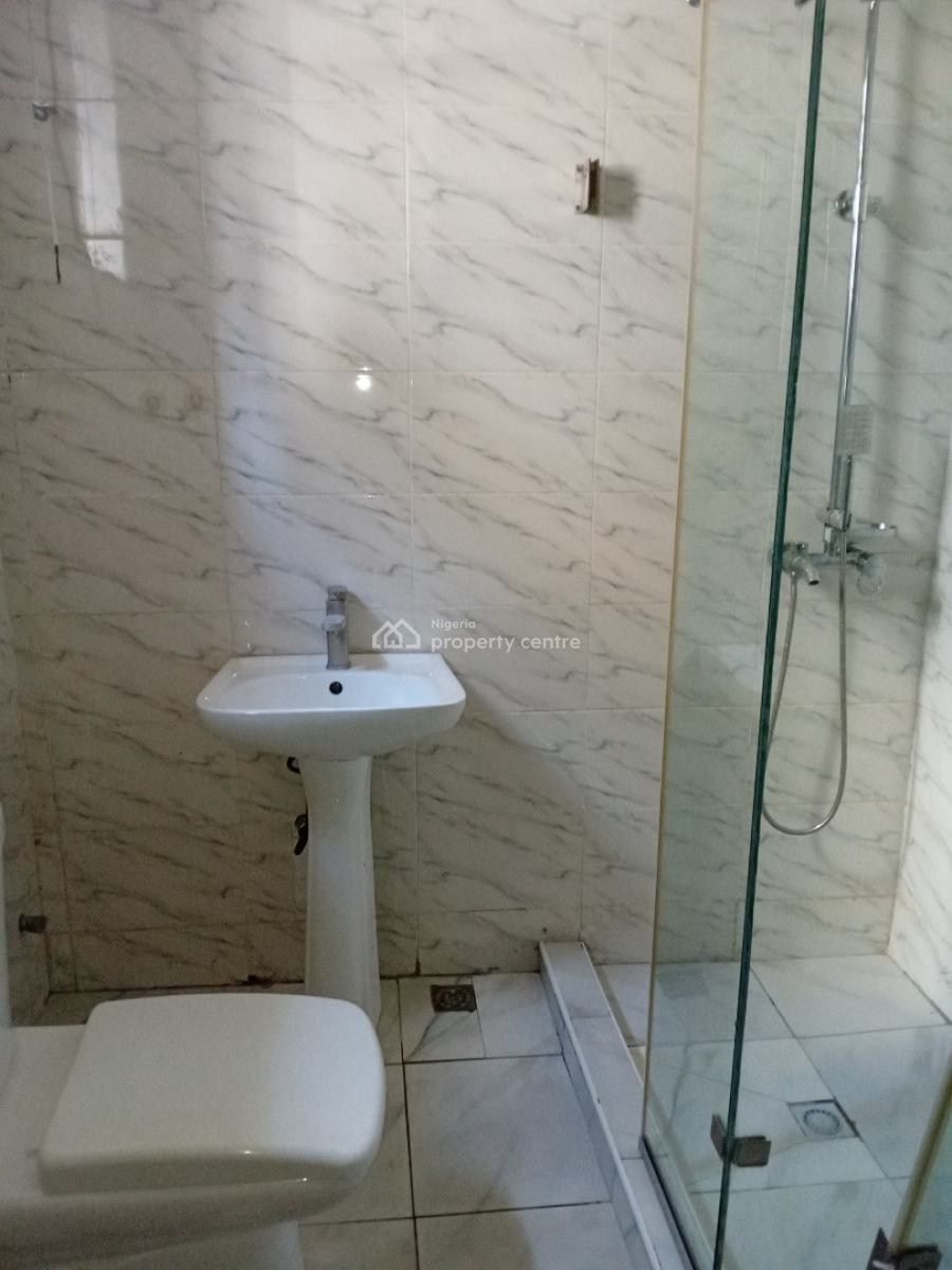 Classic Exquisite Roomy 4bedroom Duplex, Orchid Road, Lekki, Lagos, Detached Duplex for Rent