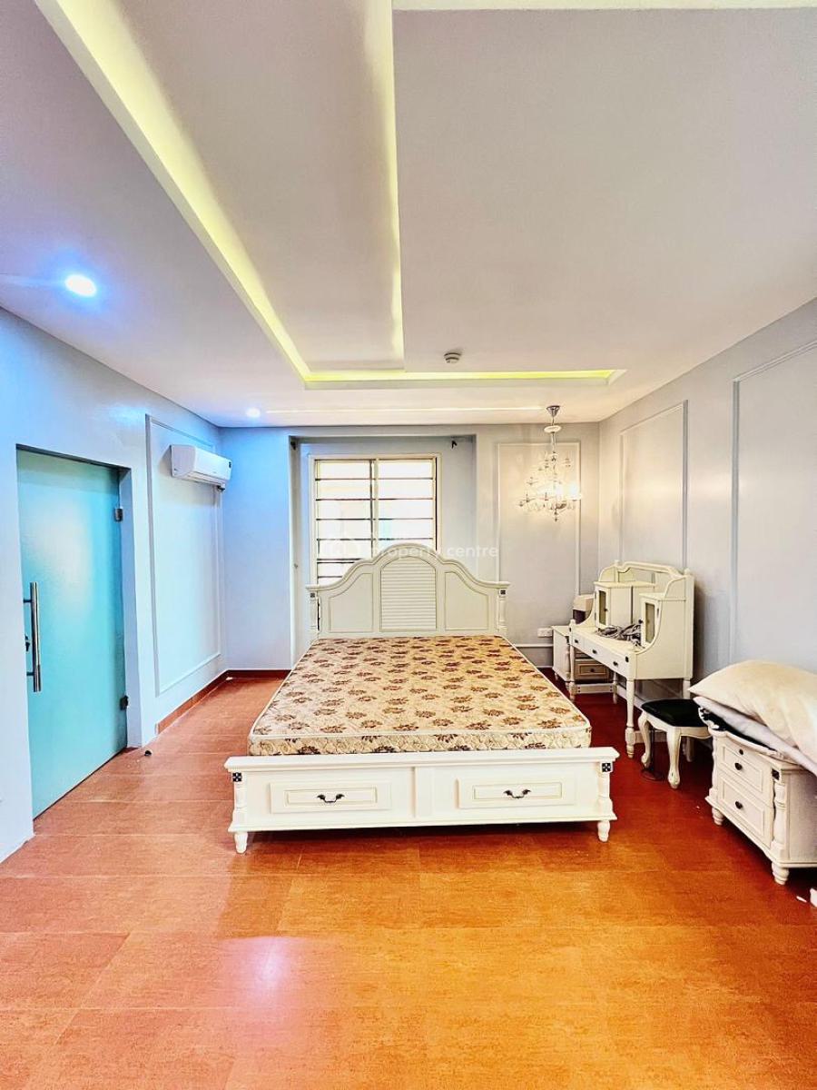 Partly Furnished 3 Bedroom Apartment with Bq, Gym and Swimming Pool, Oniru, Victoria Island (vi), Lagos, Flat / Apartment for Sale