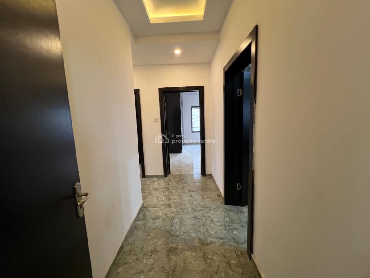 Brand New 3 Bedroom Flat Apartment Available, Lekki Phase 1, Lekki, Lagos, Flat / Apartment for Sale