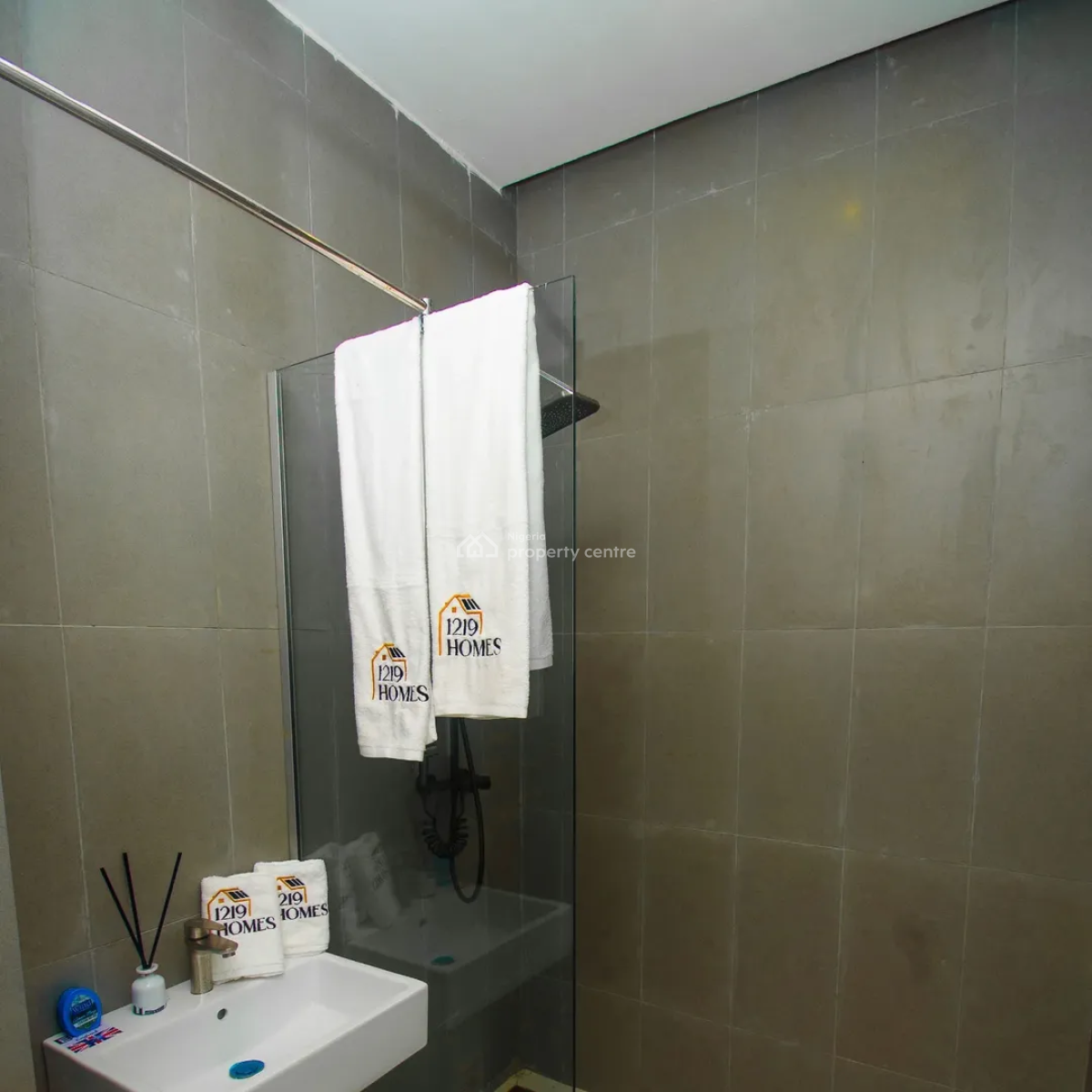 1219 Exquisitely Furnished 2 Bedroom Apartment, Ikate, Lekki, Lagos, Flat / Apartment Short Let