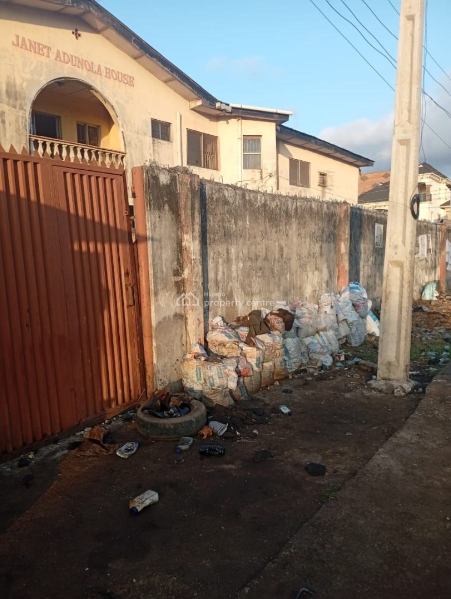 Block of 4 Units of Spacious 3 Bedroom Flat on One and Half Plot Corne, Izibaolowo Off Orelope Egbeda  Title Cofo, Egbeda, Alimosho, Lagos, Block of Flats for Sale