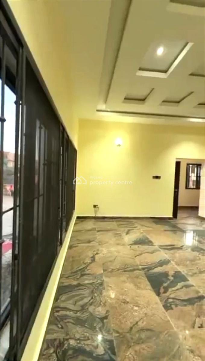 4bedrooms Terrace Duplex with Bq, By Gilmore, Tarred Road, Jahi, Abuja, Terraced Duplex for Rent