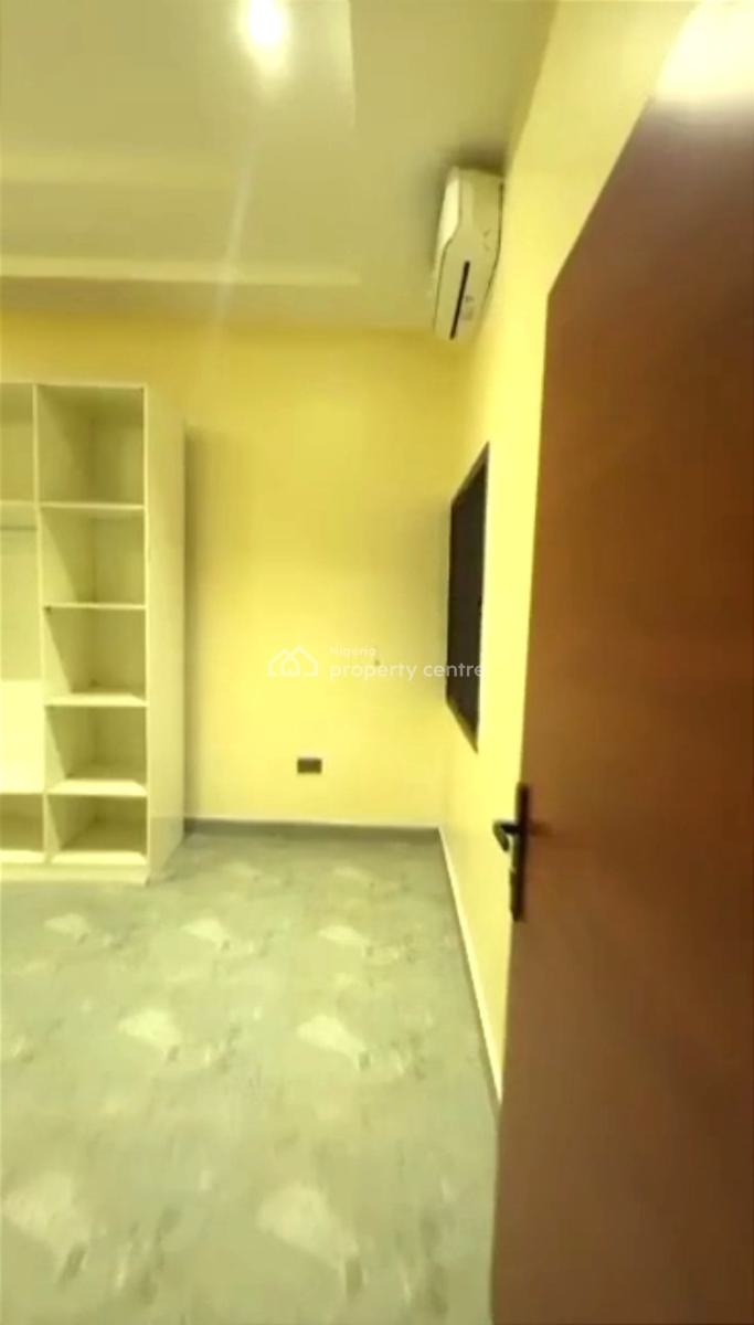 4bedrooms Terrace Duplex with Bq, By Gilmore, Tarred Road, Jahi, Abuja, Terraced Duplex for Rent