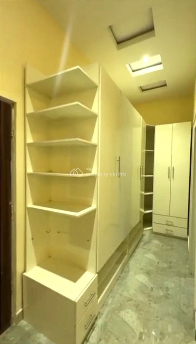 4bedrooms Terrace Duplex with Bq, By Gilmore, Tarred Road, Jahi, Abuja, Terraced Duplex for Rent