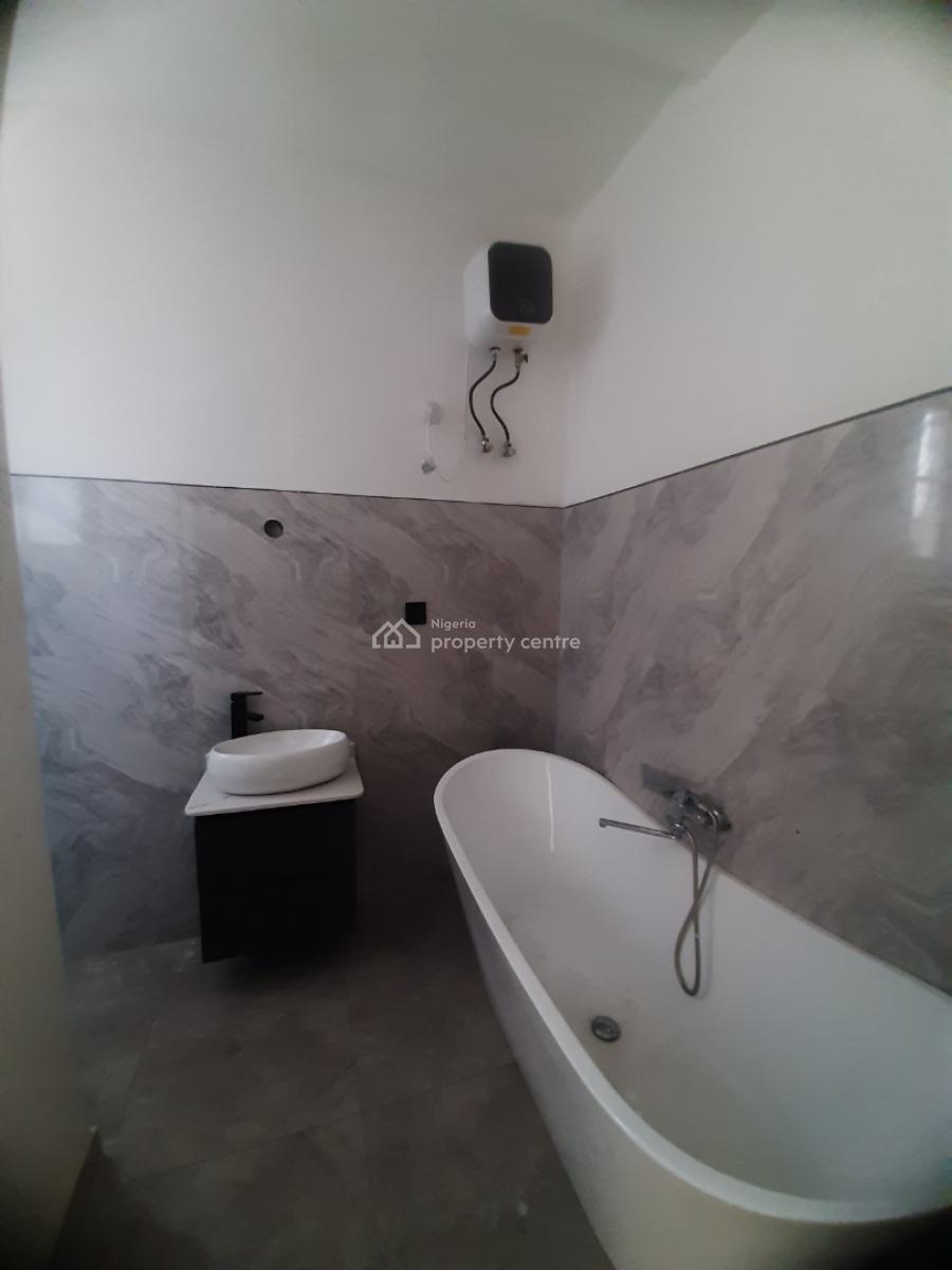 2, Lekki Phase 1, Lekki, Lagos, Flat / Apartment for Rent