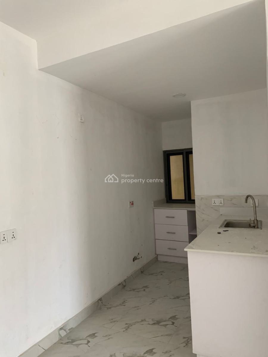 Serviced Miniflat Available, Ikota, Lekki, Lagos, Flat / Apartment for Rent