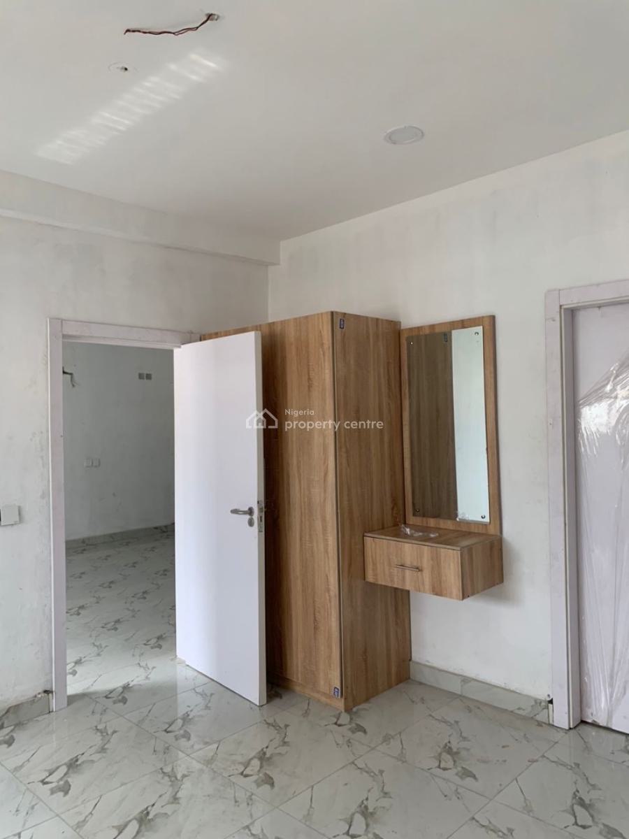 Serviced Miniflat Available, Ikota, Lekki, Lagos, Flat / Apartment for Rent