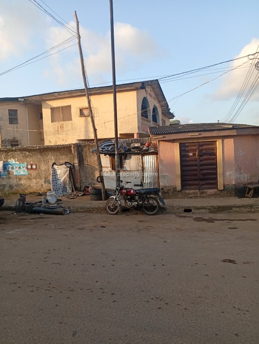 Vacant Block of 4 Spacious 3 Bedroom Flat at Unity Estate Egbeda, Izibaolowo Street Unity Estate Egbeda Alimosho Lagos, Egbeda, Alimosho, Lagos, Block of Flats for Sale