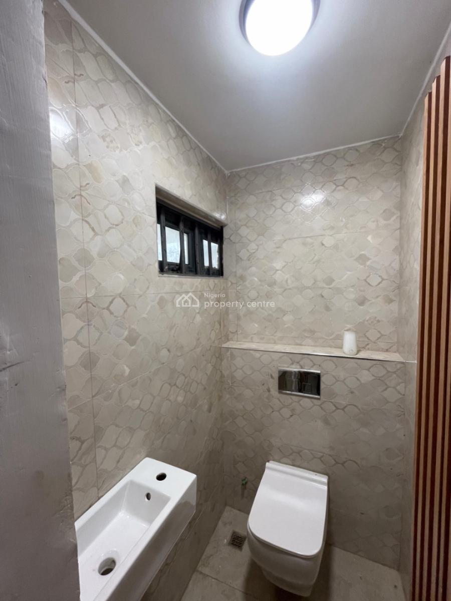 5 Bedroom Fully Detached Duplex with Bq, Maryland, Lagos, Detached Duplex for Sale