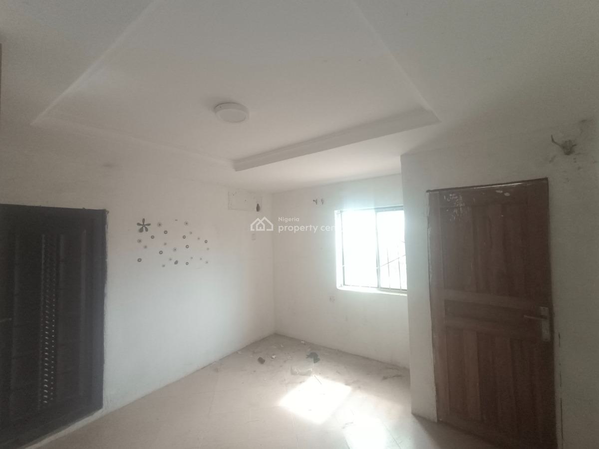 Spacious Single Room Selfcon Upstairs, Thomas Estate, Ajah, Lagos, Self Contain (single Rooms) for Rent