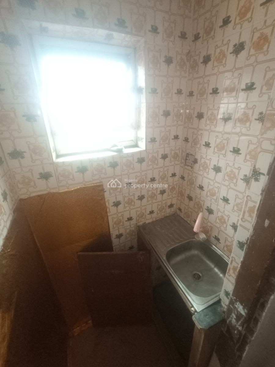 Spacious Single Room Selfcon Upstairs, Thomas Estate, Ajah, Lagos, Self Contain (single Rooms) for Rent