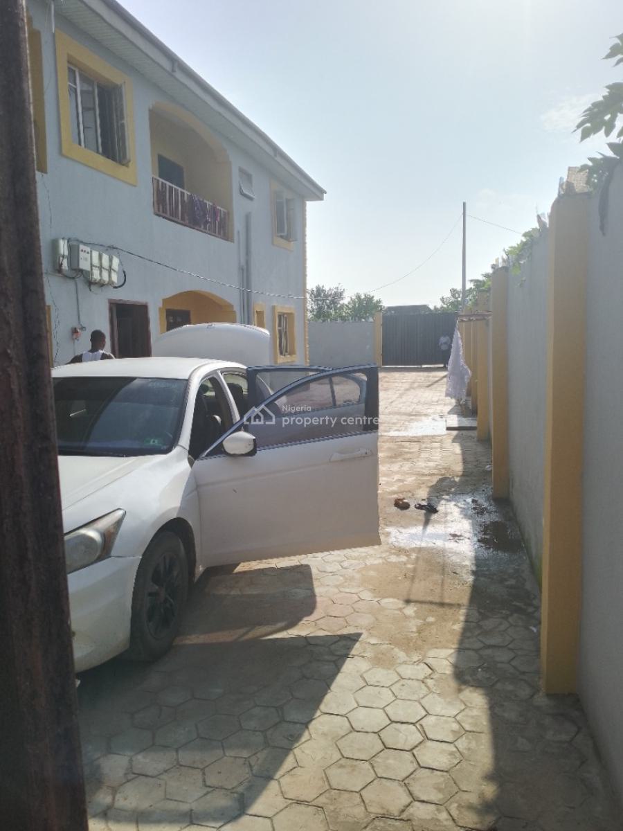 4 Units of 3 Bedroom Flats, Community Off Bayeku Road, Igbogbo, Ikorodu, Lagos, Block of Flats for Sale