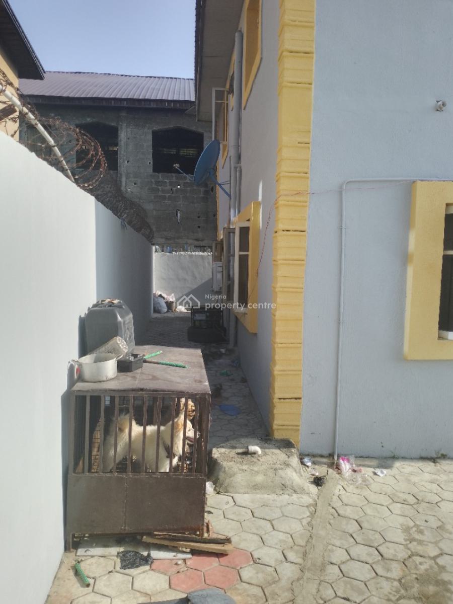 4 Units of 3 Bedroom Flats, Community Off Bayeku Road, Igbogbo, Ikorodu, Lagos, Block of Flats for Sale