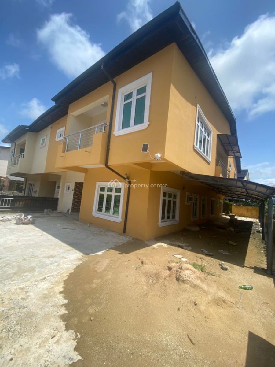 Neatly Used 4bedroom Semi Detached Duplex with Bq  in a Serviced Estat, Chevron Drive Lekki Lagos, Lekki Phase 1, Lekki, Lagos, Semi-detached Duplex for Sale