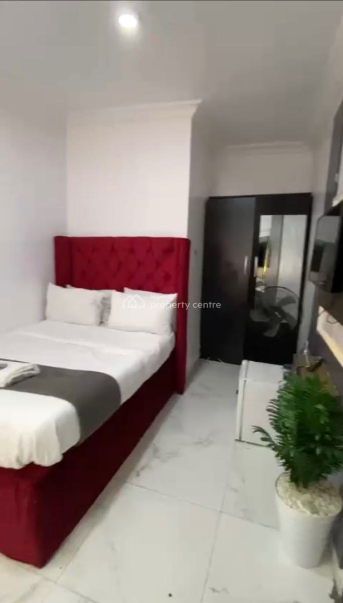 Furnished Sizable Studio Apartment Available, Lekki Phase 1, Lekki, Lagos, Flat / Apartment for Rent