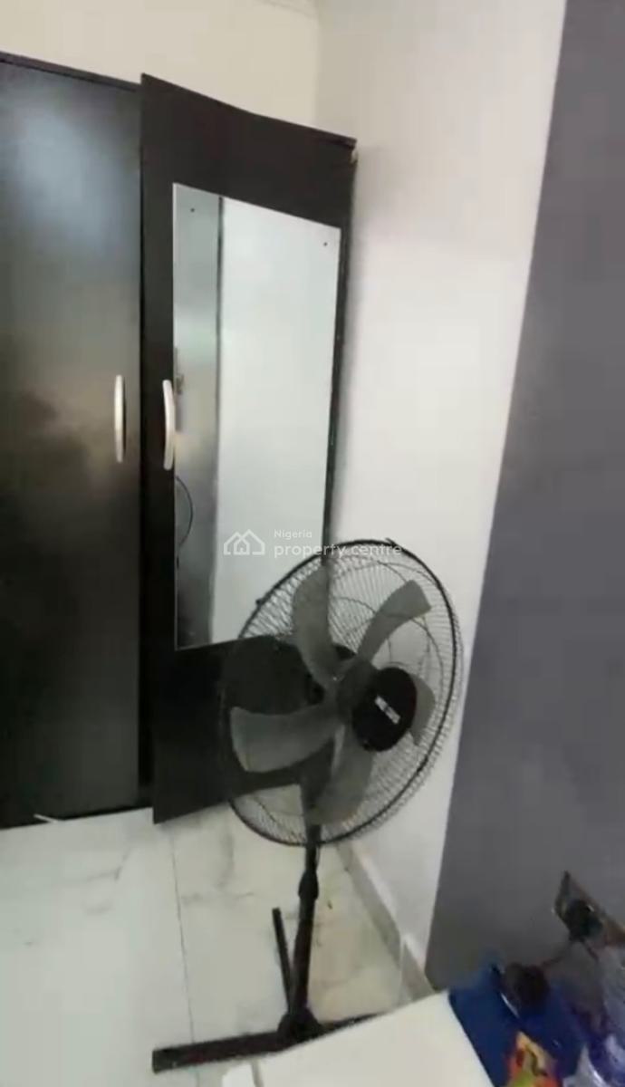 Furnished Sizable Studio Apartment Available, Lekki Phase 1, Lekki, Lagos, Flat / Apartment for Rent
