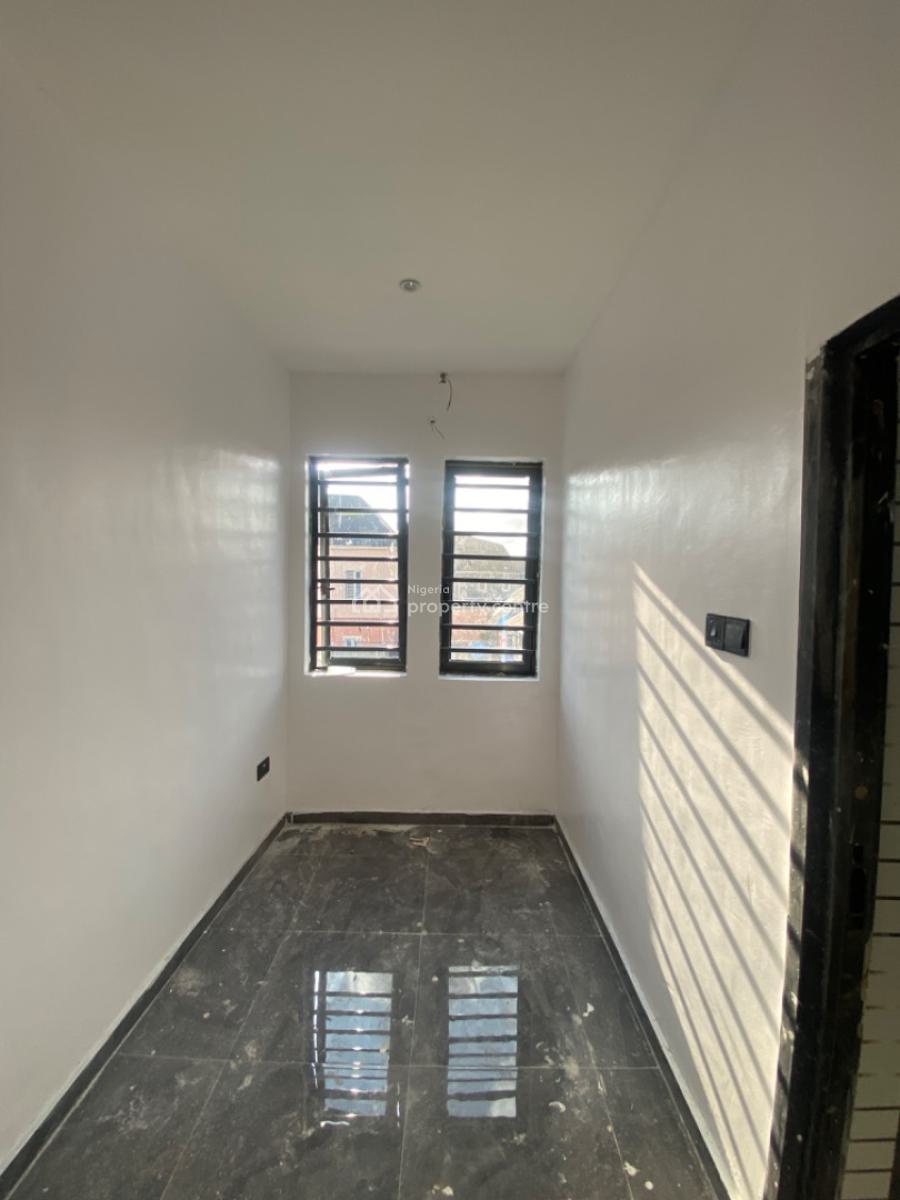 Very Sweet and Lovable Brand New Mini Flat Downstairs, Alashela Royal Estate, Ogombo, Ajah, Lagos, Mini Flat (room and Parlour) for Rent