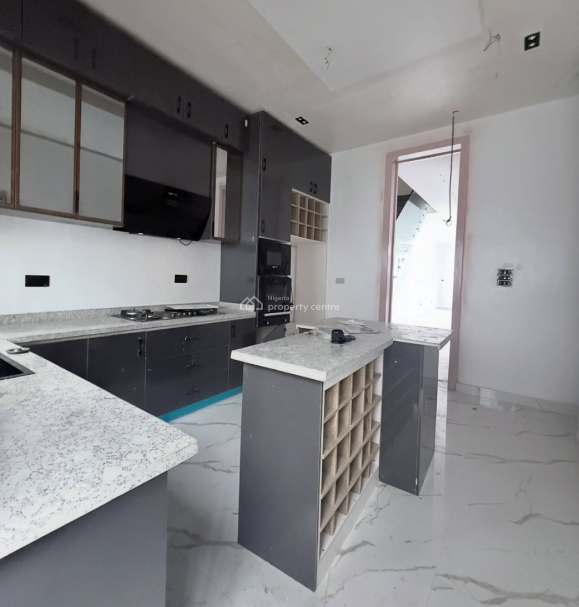 4-bedroom  Semi-detached Duplex + Bq+++  Luxury Meets Comfort, Chevron Lekki, Lekki, Lagos, House for Rent
