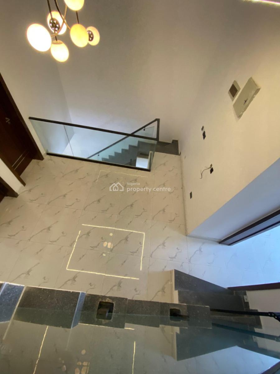 a 4 Bedroom Duplex, By Shoprite Road, Osapa, Lekki, Lagos, Terraced Duplex for Sale