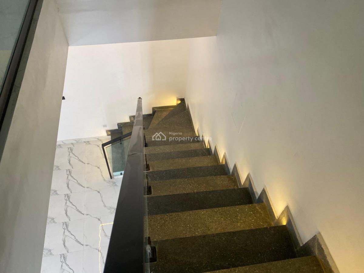 a 4 Bedroom Duplex, By Shoprite Road, Osapa, Lekki, Lagos, Terraced Duplex for Sale