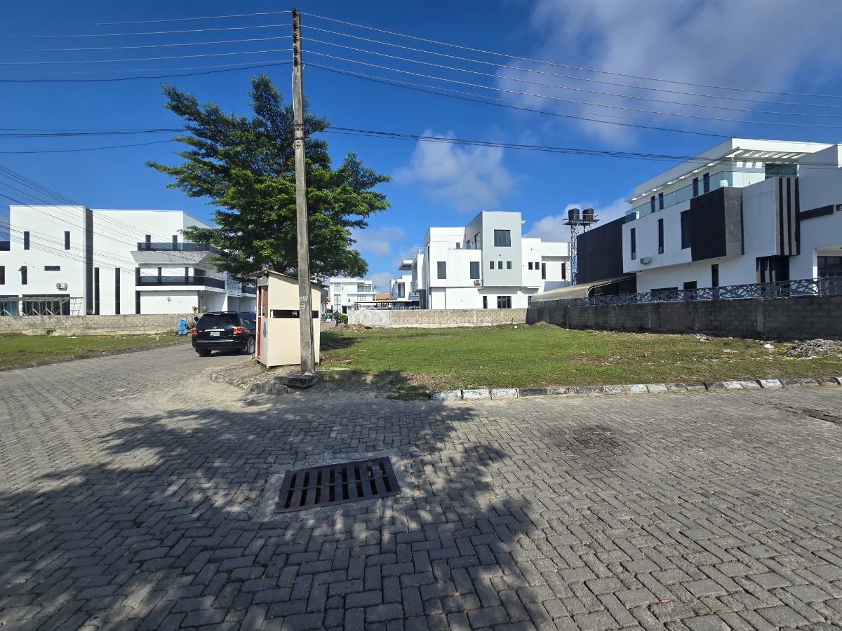 Regular Shaped & Strategically Located Land Measuring 600square Meters, Lake View Park Ii, Lekki, Lagos, Residential Land for Sale