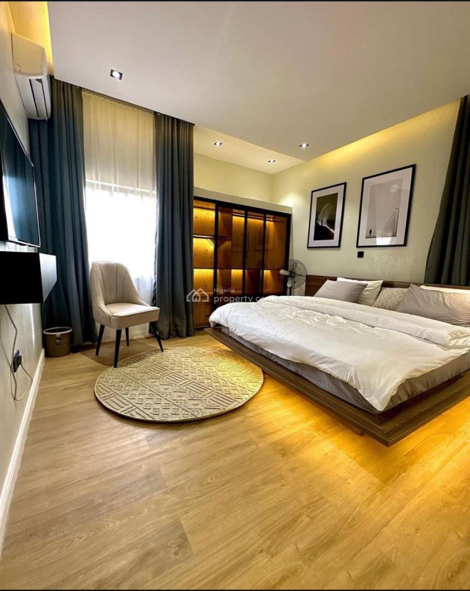 Luxury and Spacious 3 Bedroom Apartment with Ps5, Wuse 2, Abuja, Flat / Apartment Short Let