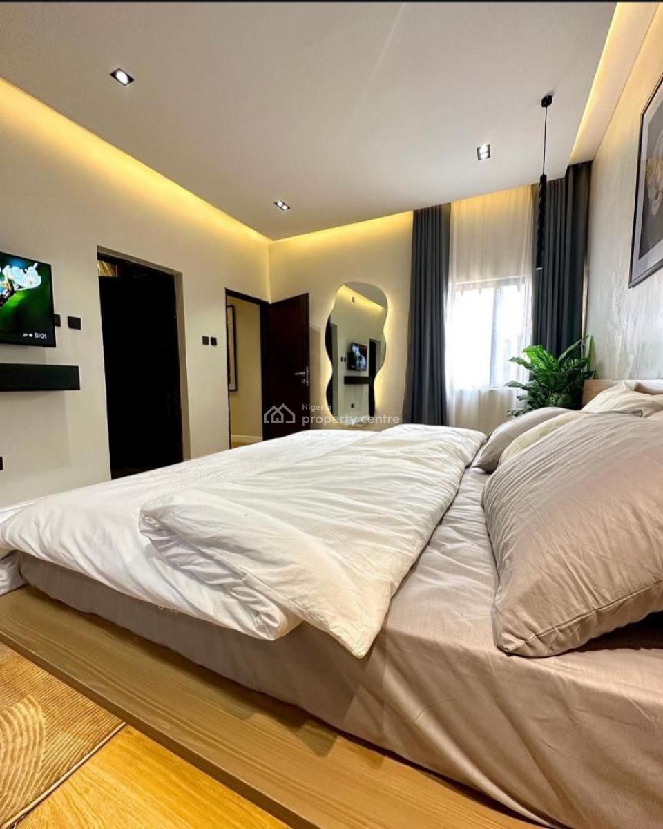 Luxury and Spacious 3 Bedroom Apartment with Ps5, Wuse 2, Abuja, Flat / Apartment Short Let