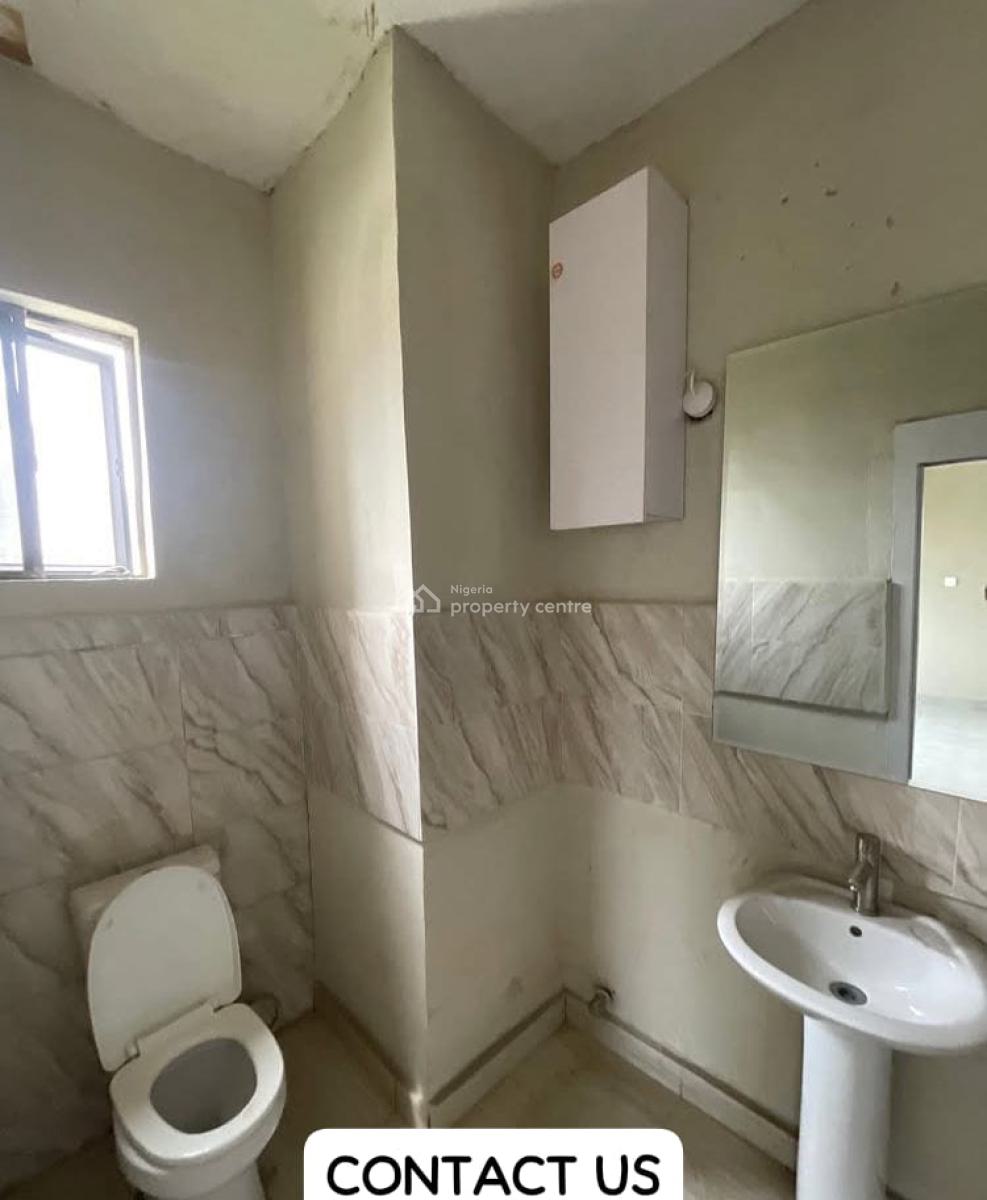 Spacious 2 Bedroom Apartment with Large Parking Space, Surulere, Lagos, Block of Flats for Sale
