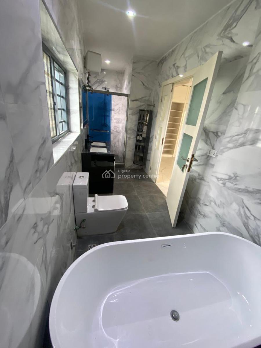 Massive 5 Bedroom Detached Duplex Available, Lekki Phase 1, Lekki, Lagos, Detached Duplex for Rent