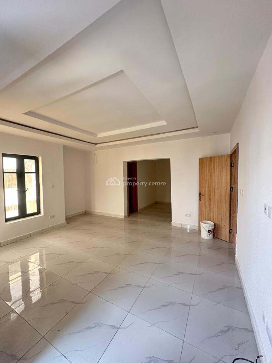 Uniquely-built Luxury 5 Bedroom Semi-detached Duplex with Bq, Chevron Toll Gate, Orchid Road, Lekki, Lagos, Semi-detached Duplex for Sale